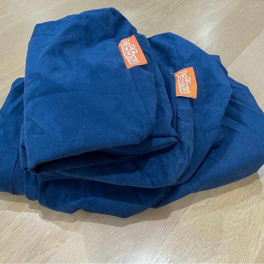 Nugget Comfort cover set in “Blueridge”